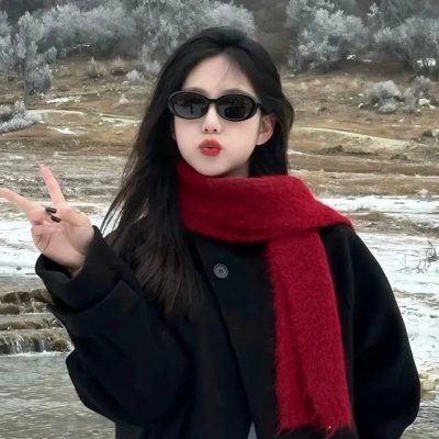 眼里余光都是你
